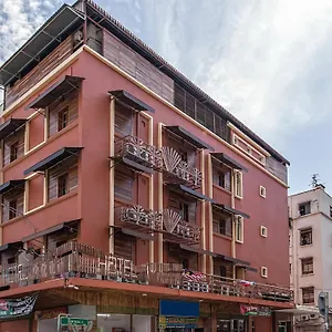 ** Hotel Oyo 210 Five 2 Maleisië